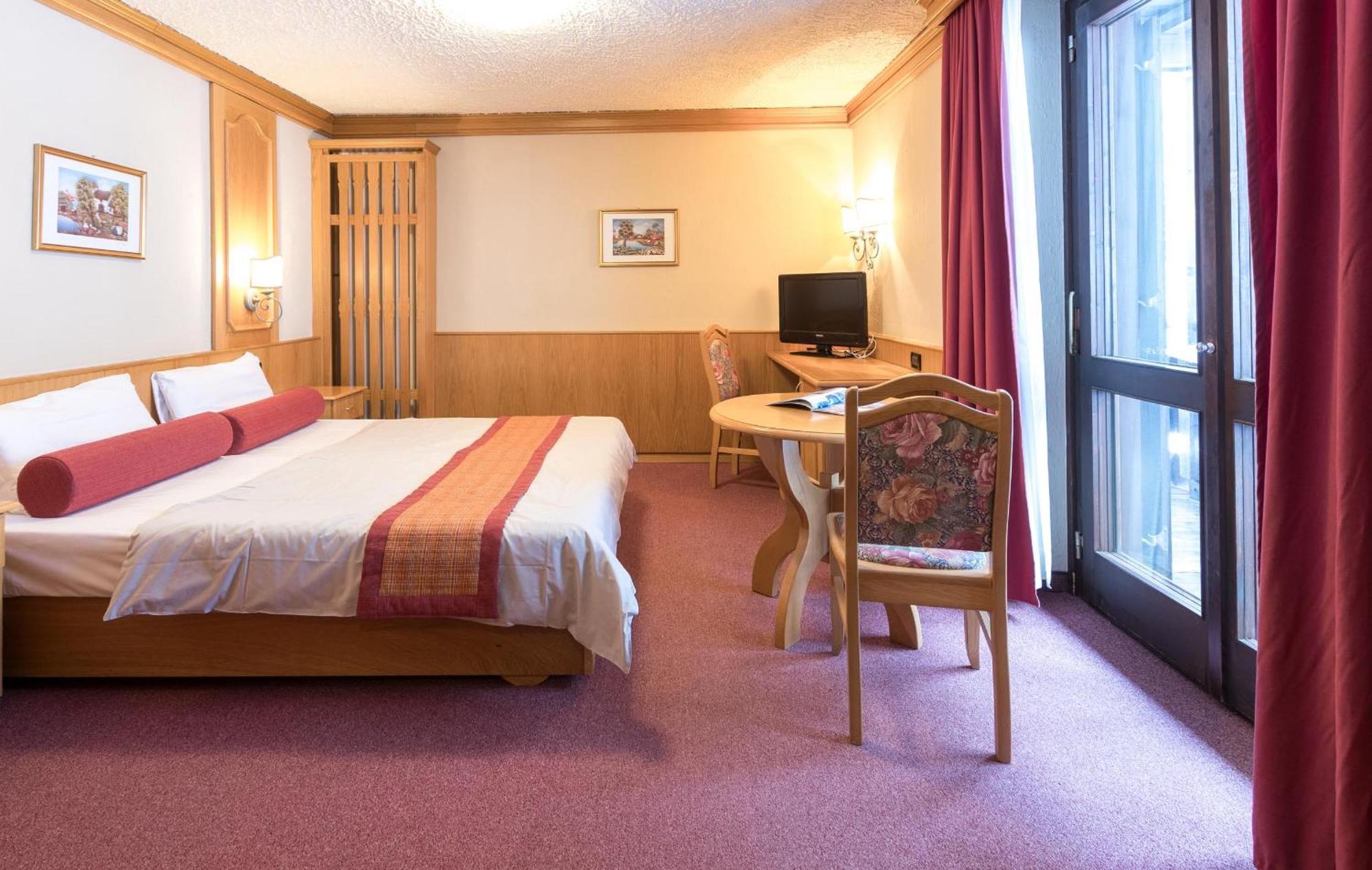 Hotel Intermonti Livigno Exterior foto