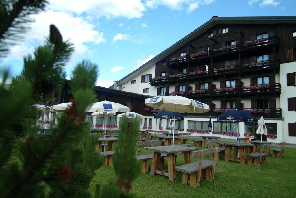 Hotel Intermonti Livigno Exterior foto